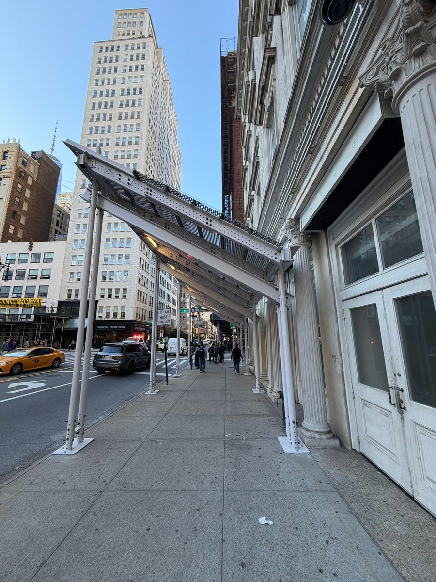 Zohran Mamdani new sidewalk sheds (photo 2 of 3)