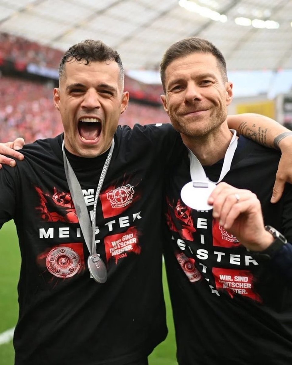 Granit Xhaka Chelsea transfer update (photo 1 of 2)