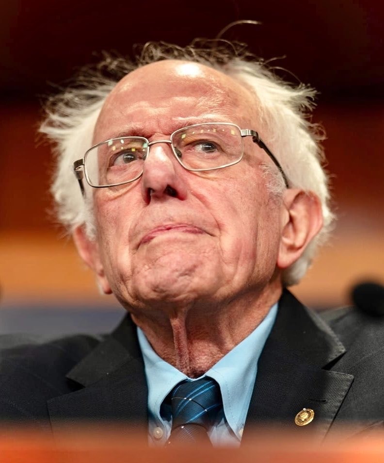 Bernie Sanders AI ban bill (photo 1 of 2)