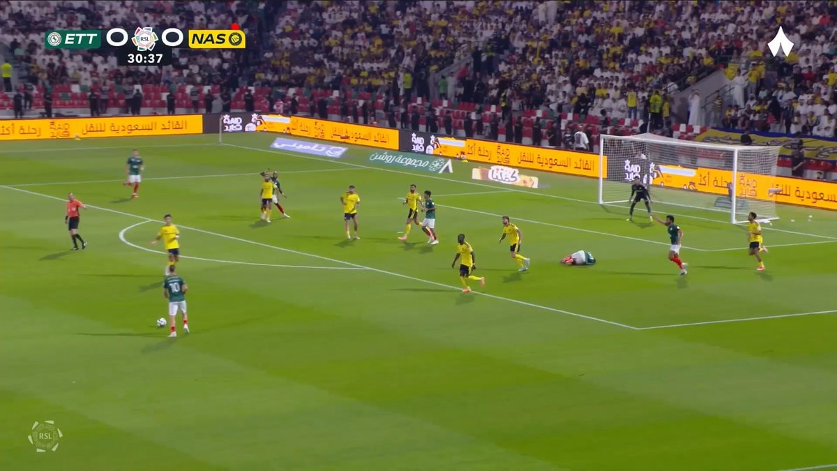 Al Nassr substitute goalkeeper error