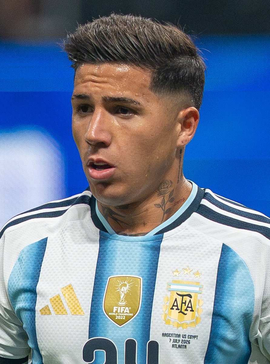 Enzo Fernández Argentina jersey FIFA World Cup (photo 2 of 2)