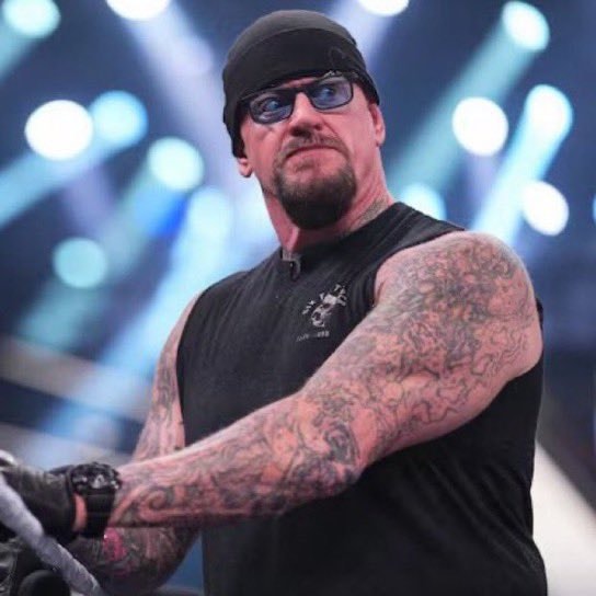 Dominik Mysterio praises Undertaker AAA (photo 2 of 2)