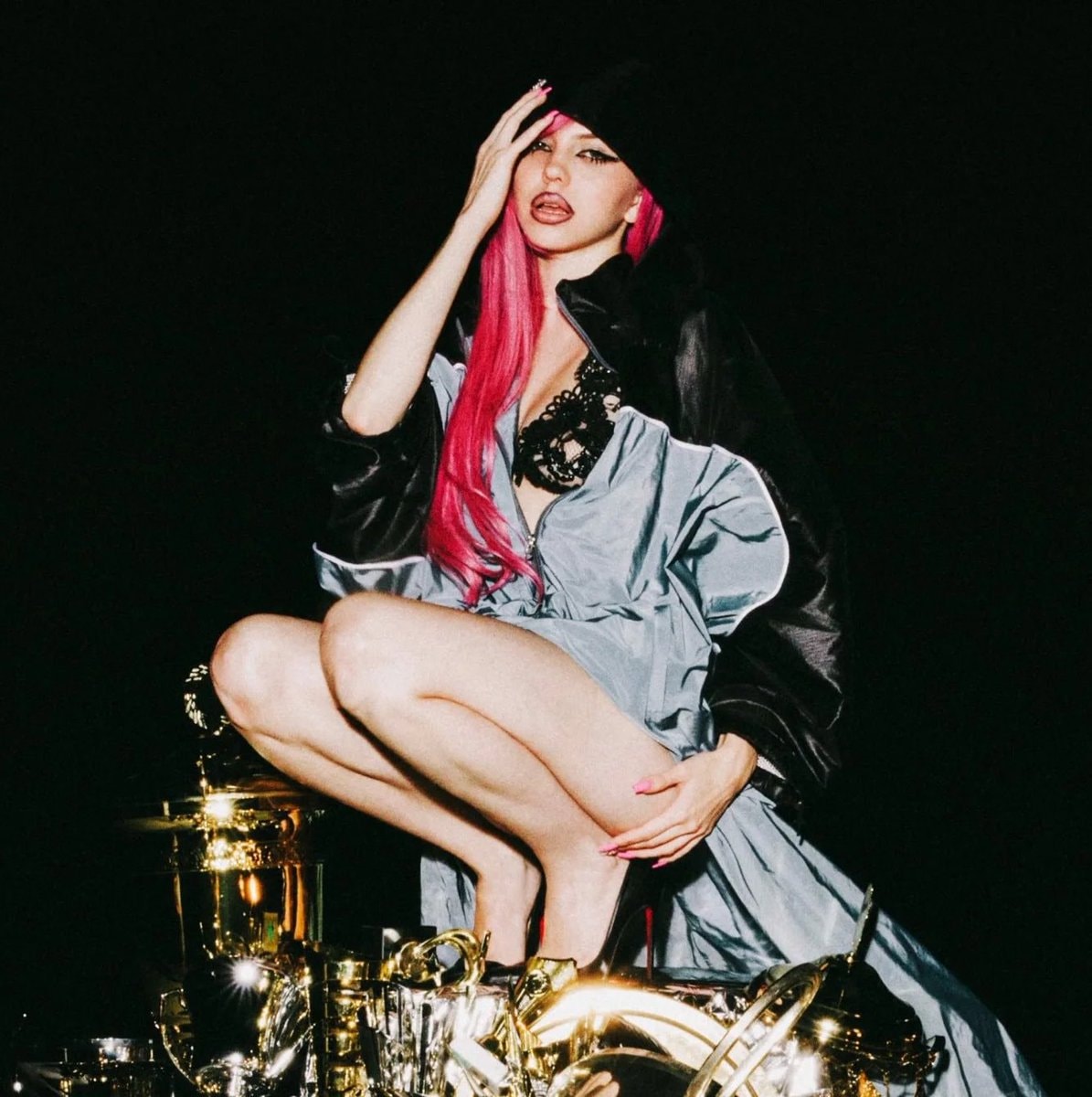 ADÉLA Ain't In LA chart milestone