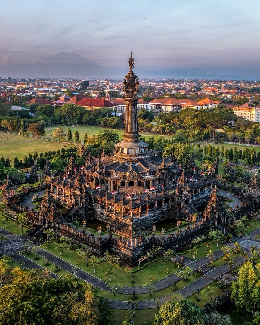 Bajra Sandhi Monument Bali (photo 1 of 4)