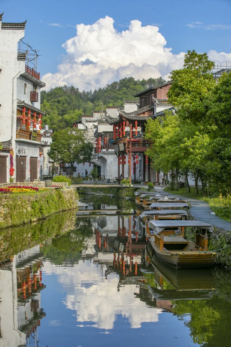 Jiangxi Wuyuan summer escape (photo 2 of 4)