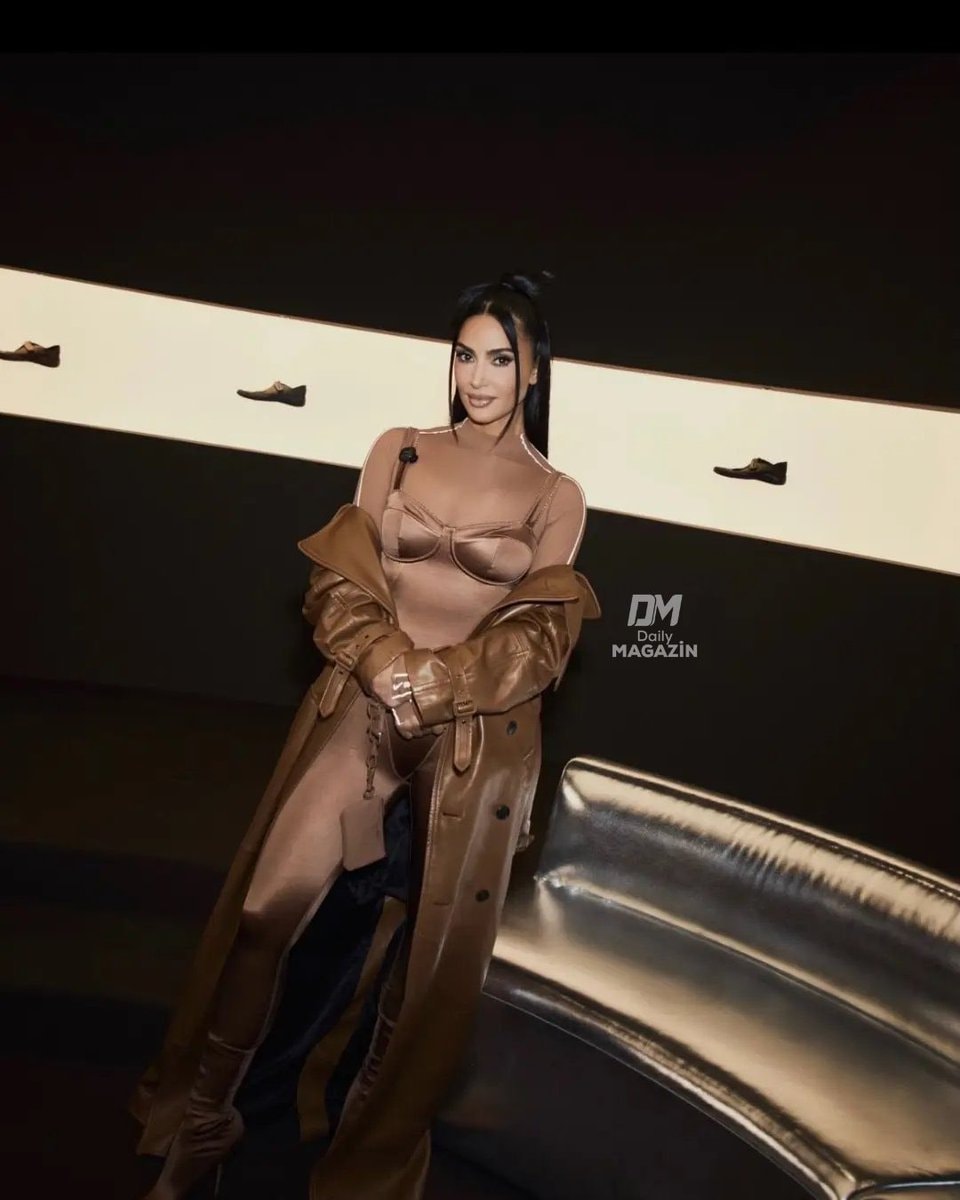 Kim Kardashian SKIMS Shanghai (photo 2 of 2)