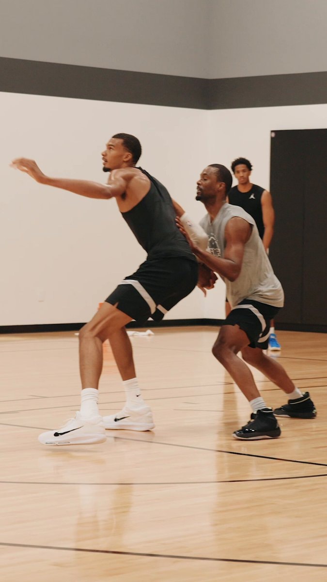 Wembanyama Harris Barnes Houston practice