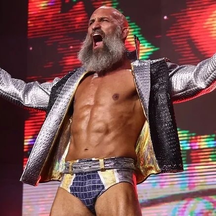 Tommaso Ciampa vs Jake Doyle