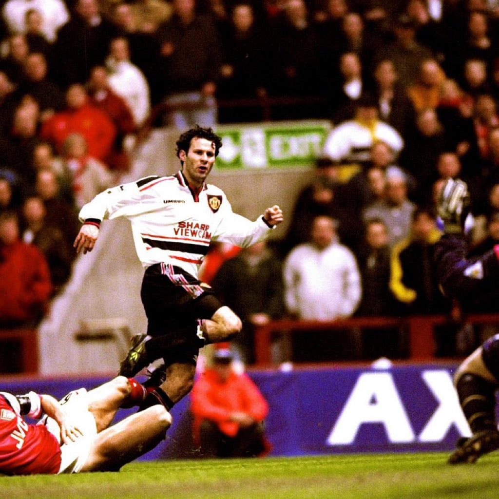 Ryan Giggs tributes from legends