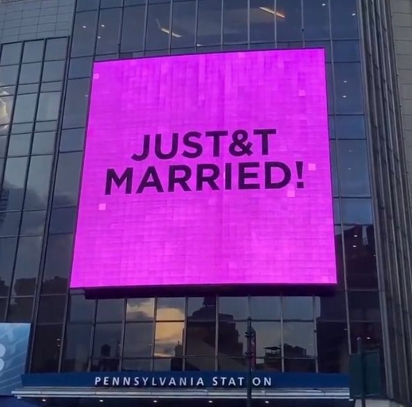 Taylor Swift Travis Kelce wedding (photo 2 of 2)