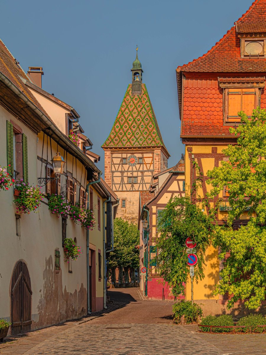 Strasbourg France colorful half-timbered street (photo 2 of 4)