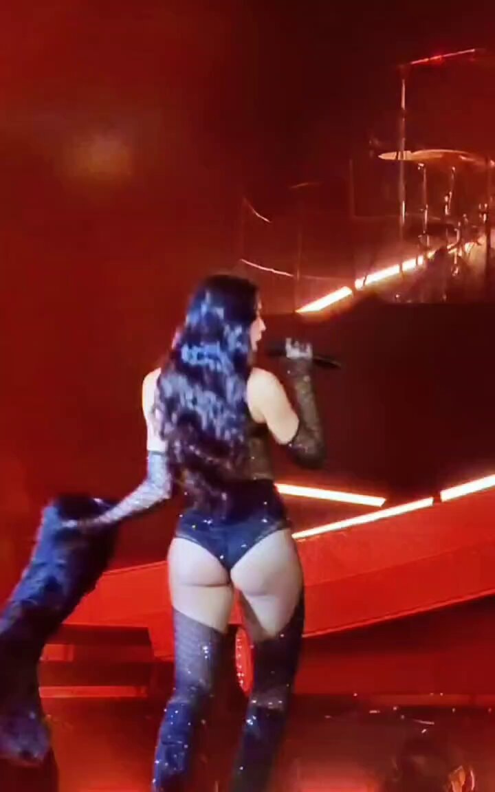 Dua Lipa live performance Dua Lipa live performance