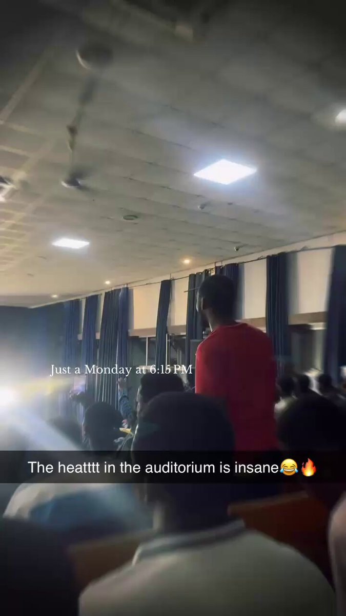 NSMQ crowd reaction