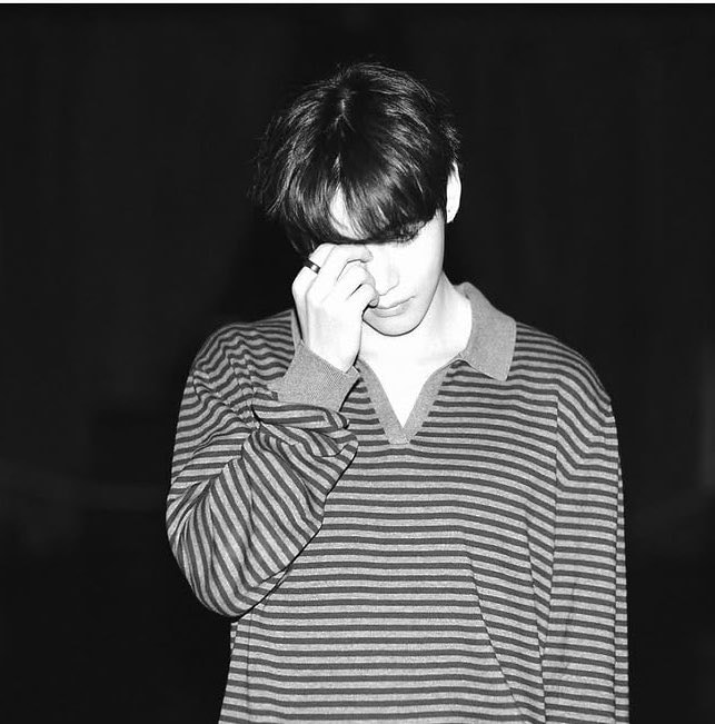 Jeon Jungkook Kim Taehyung Instagram photos (photo 4 of 4)
