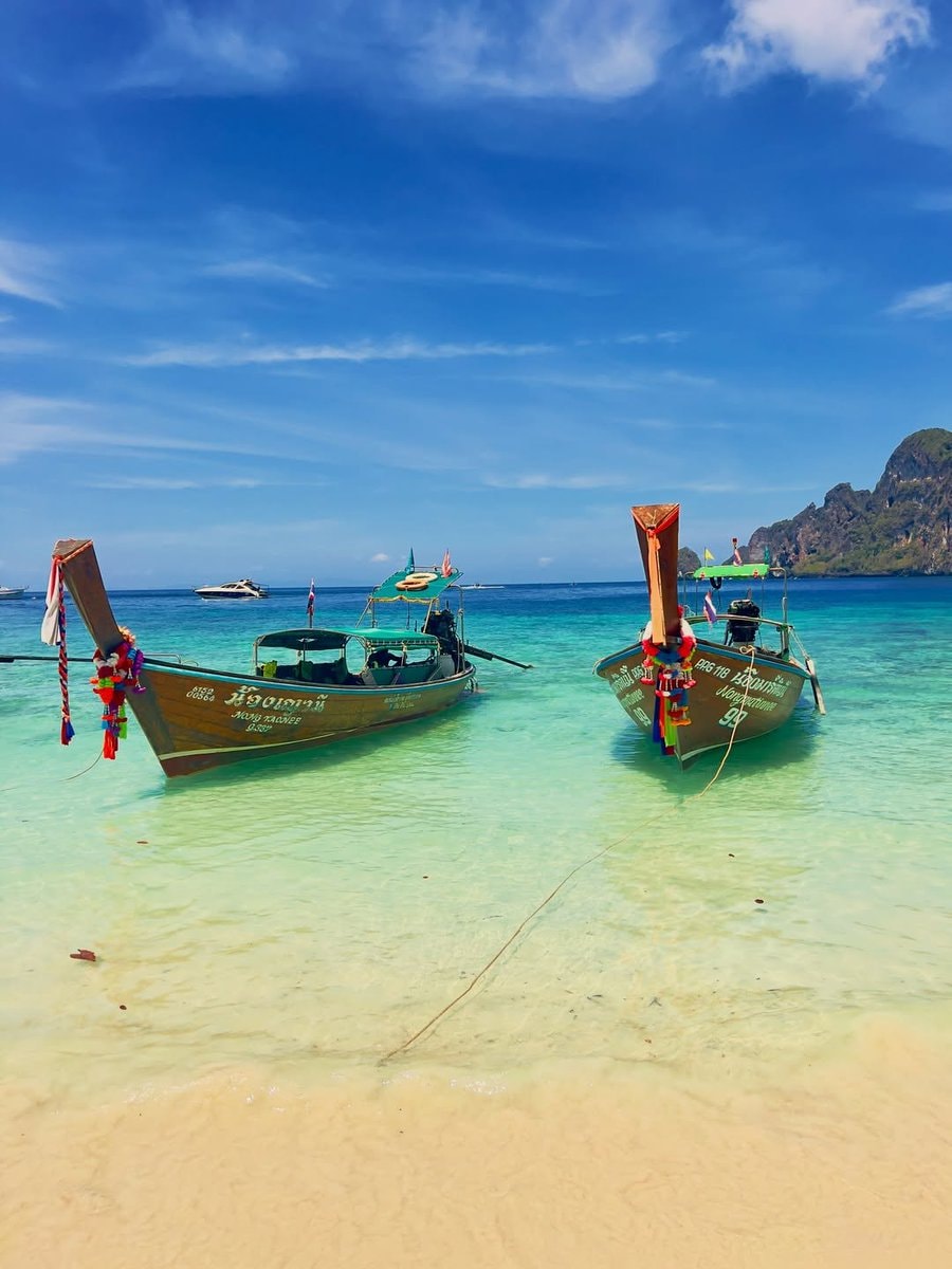 Phi Phi Island Thailand (photo 2 of 2)