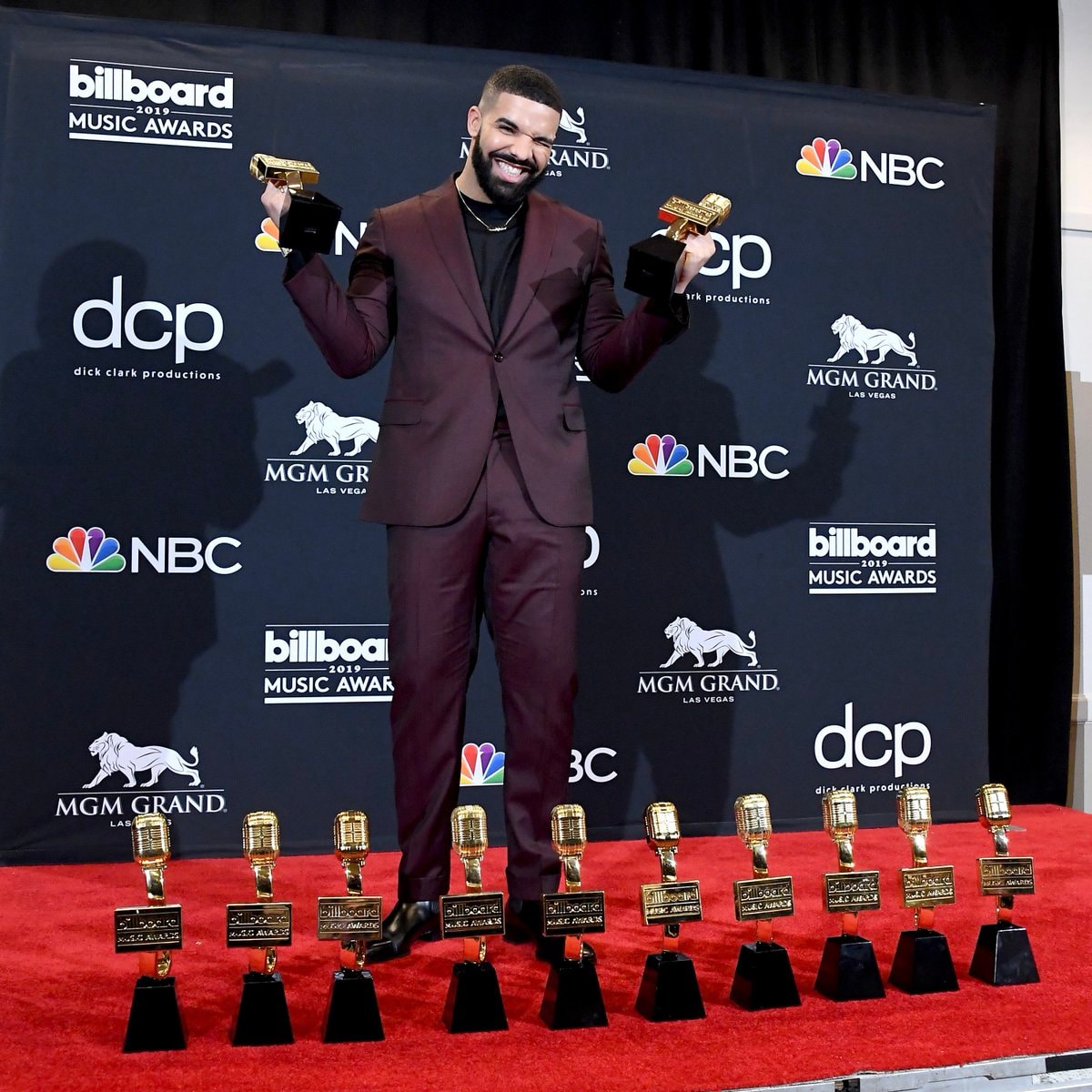 Drake Scorpion 8 years 🦉💿 (photo 2 of 2)