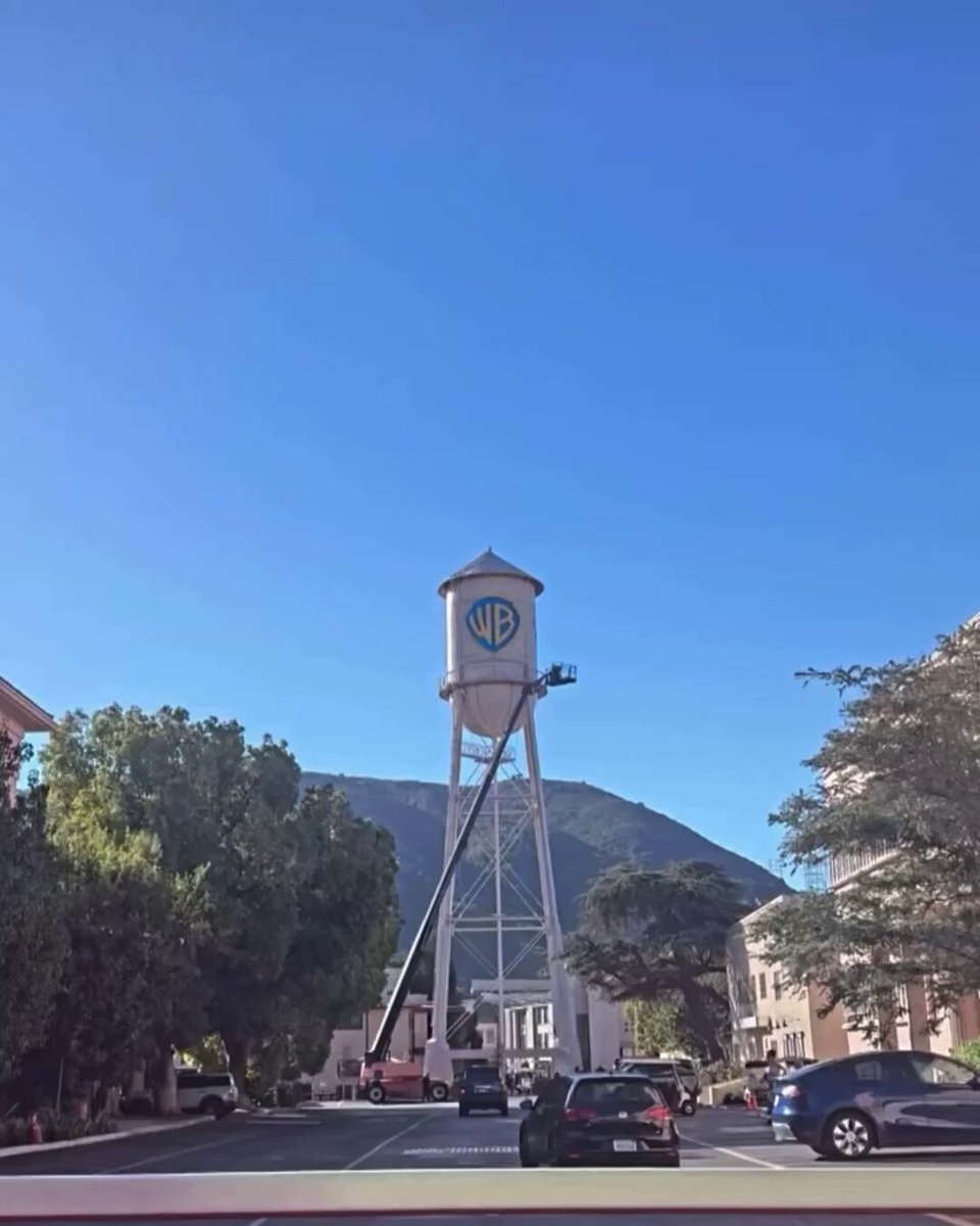 Warner Bros water tower rebrand