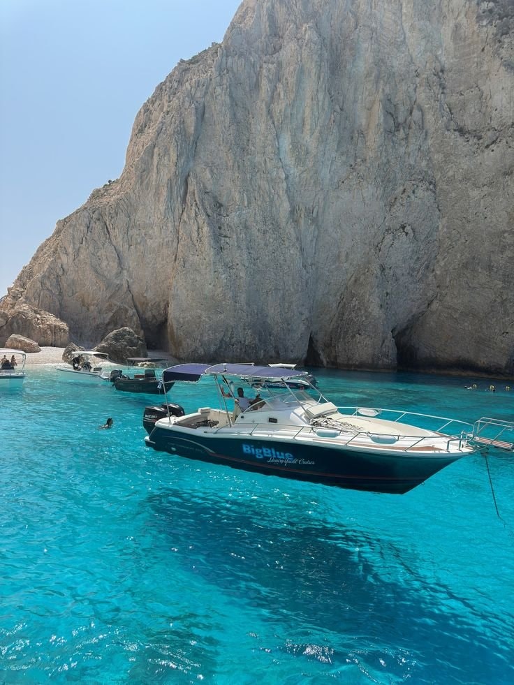 Zayknthos Island boats Zayknthos Island boats