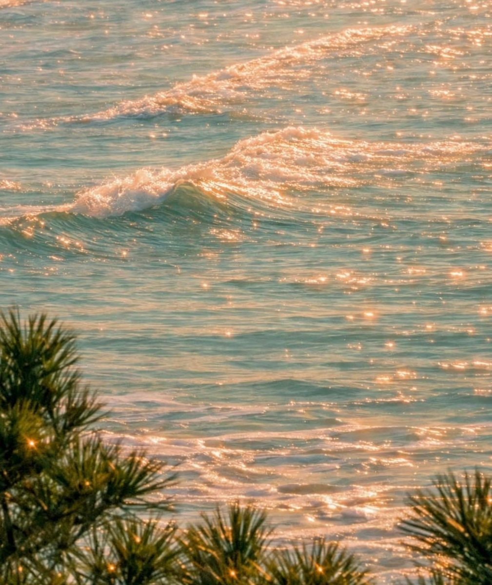 sunlight on the sea (photo 2 of 2)