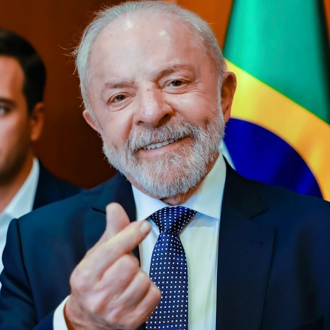 Brazilian fans rally for Lula (photo 2 of 2)