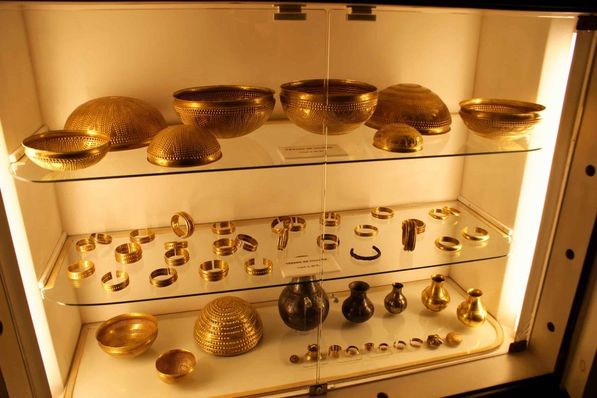 Villena Museum theft Bronze Age gold (photo 4 of 4)