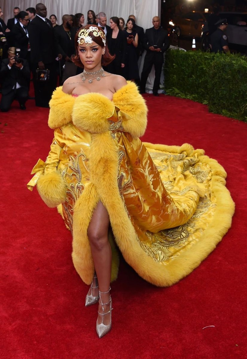 Rihanna red carpet moment
