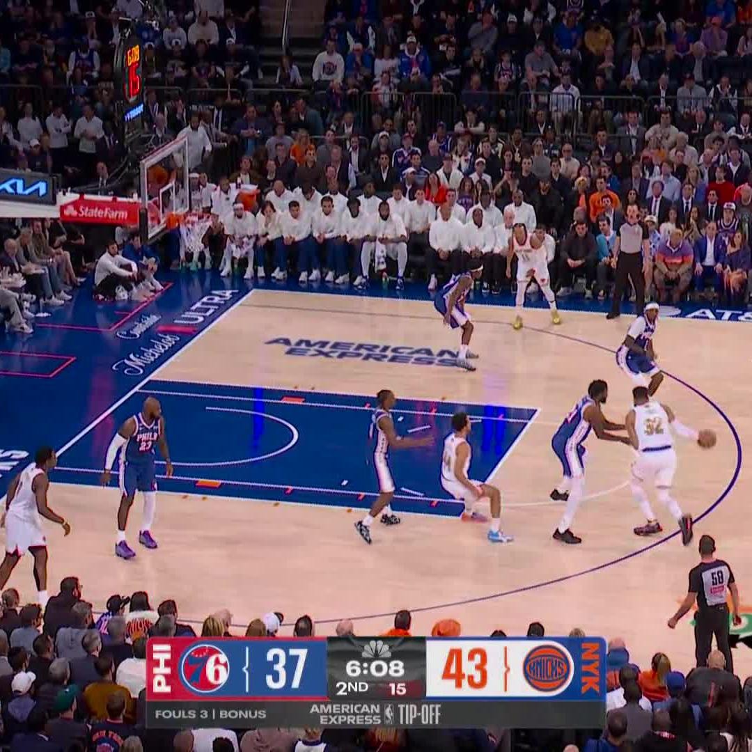 Tyrese Maxey defensive play