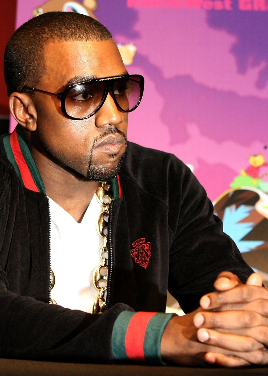 Ye Graduation vs Curtis sales