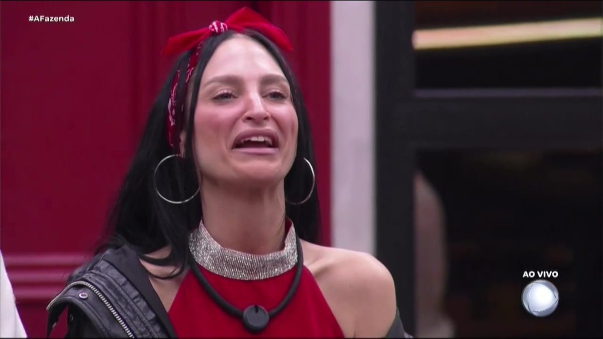Ariela Galisteu AFazenda conflict