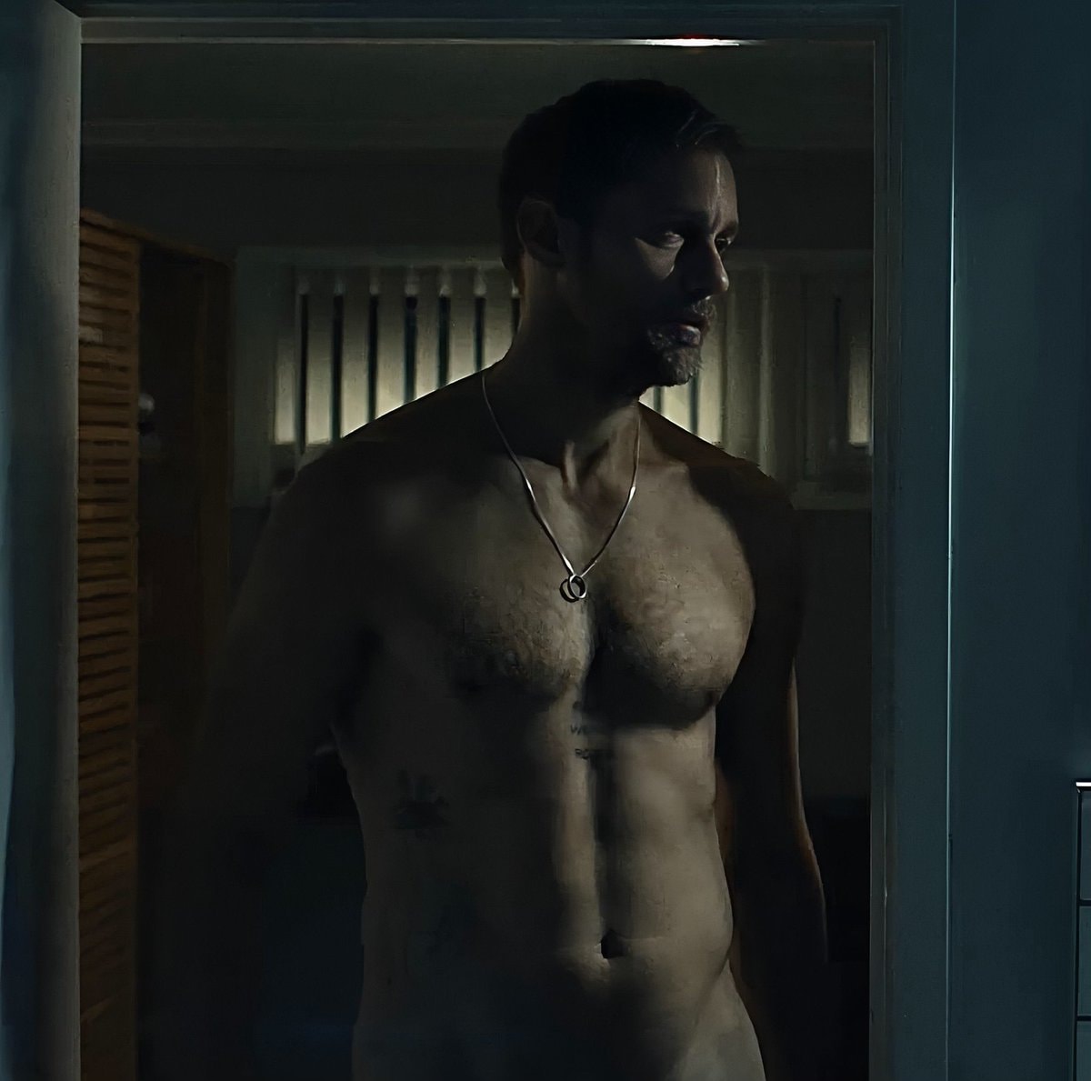 Alexander Skarsgård turns 50 (photo 2 of 2)