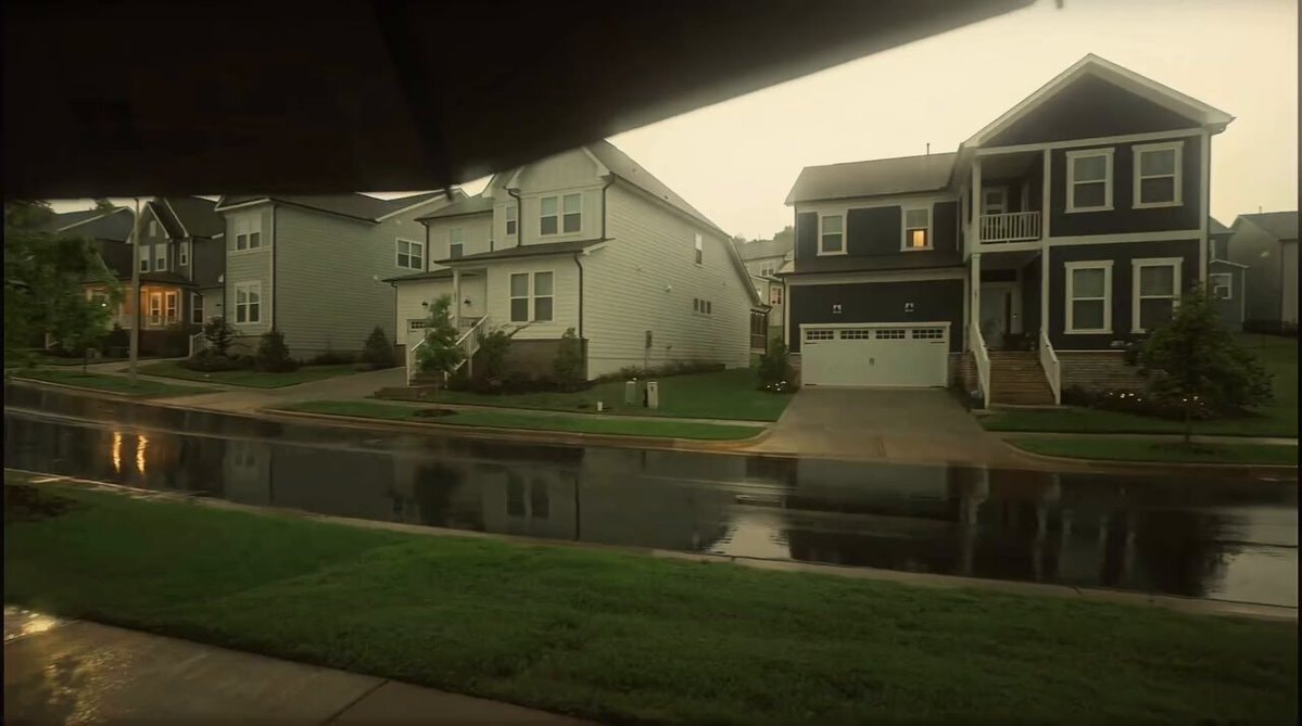 dreamy romantic drizzle weather