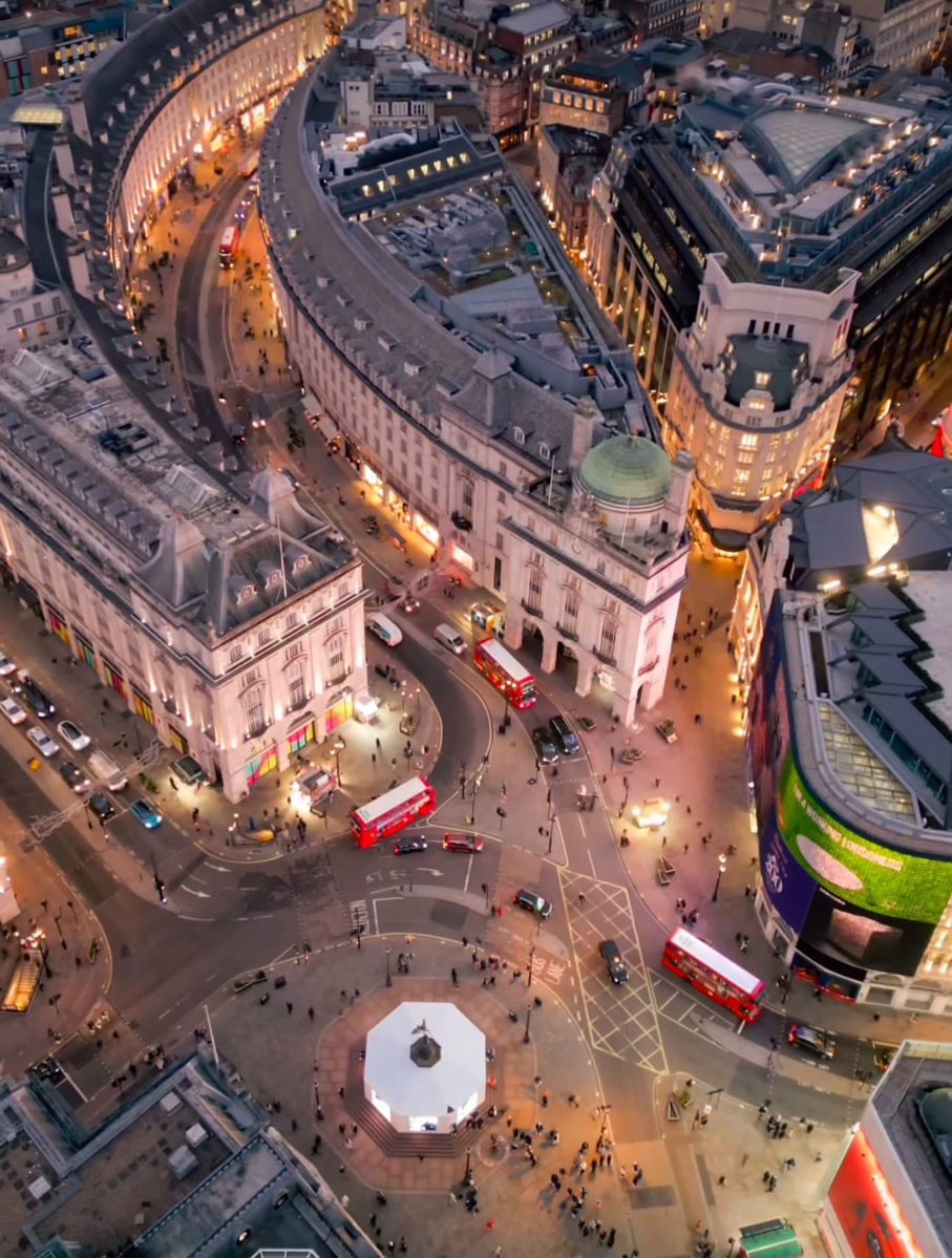 Piccadilly Circus London