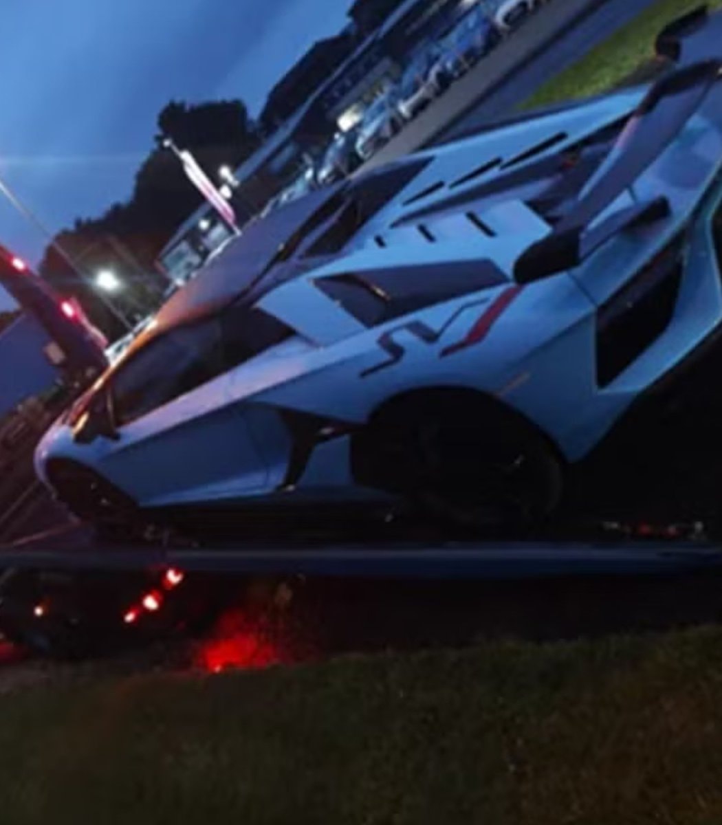 UK Lamborghini confiscation (photo 2 of 2) UK Lamborghini confiscation (photo 2 of 2)