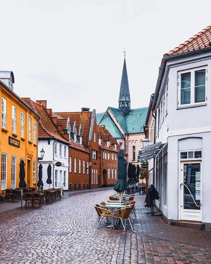 Beauty of Denmark (photo 2 of 4)