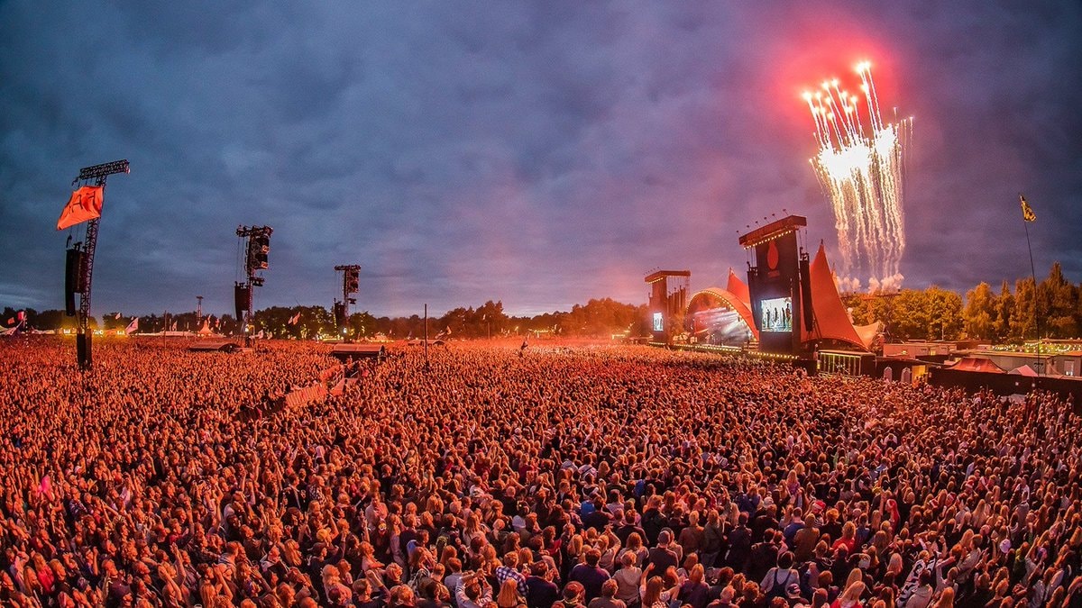 Jennie preparing for Roskilde Festival headline (photo 2 of 2)