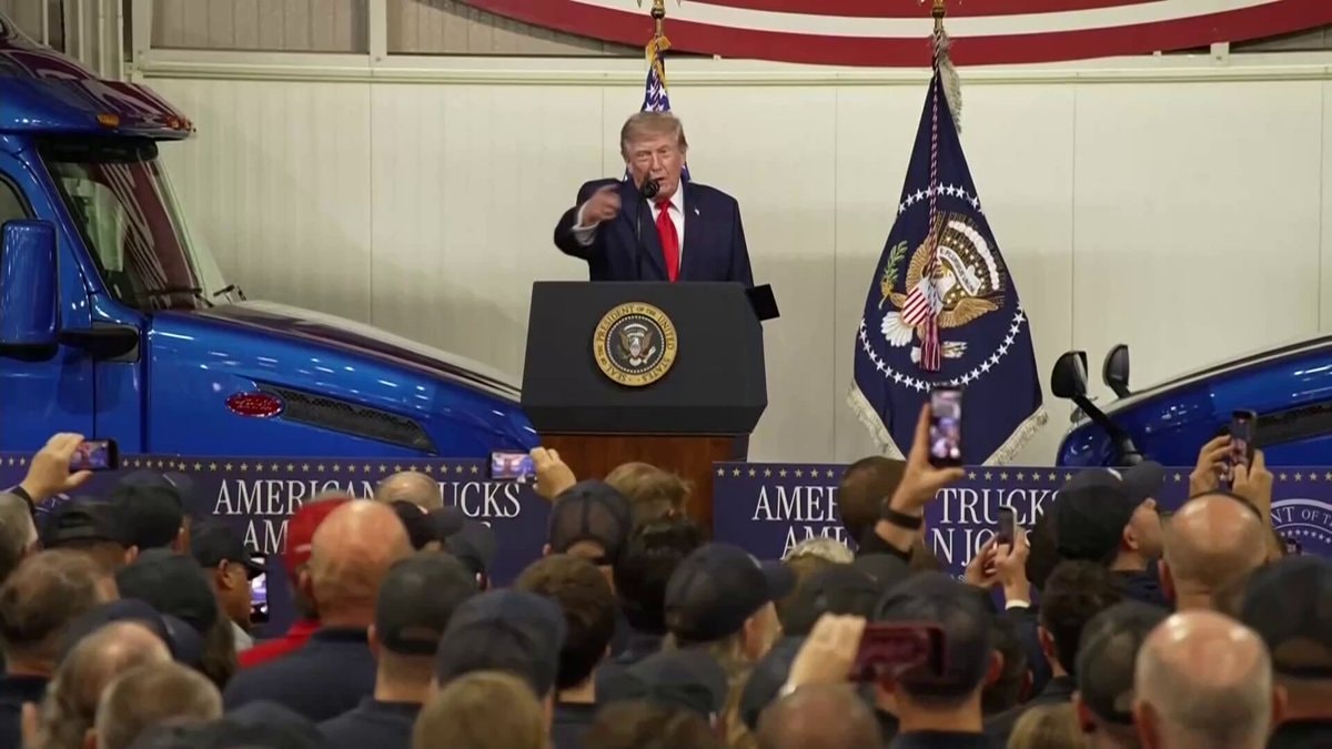 Trump calls Talarico a freako