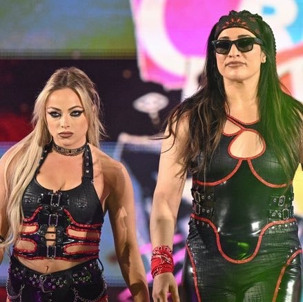 Raquel Rodriguez on Liv Morgan friendship