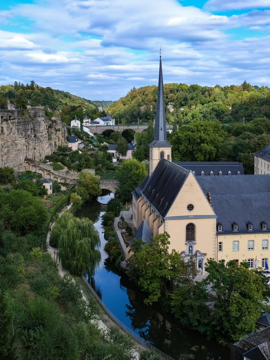 Luxembourg cityscape (photo 2 of 4)