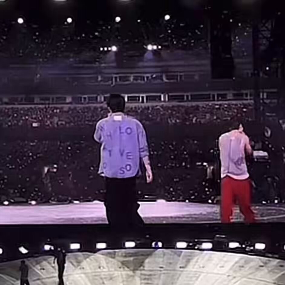 Namjoon reacts to Yoongi DJ spin that shit