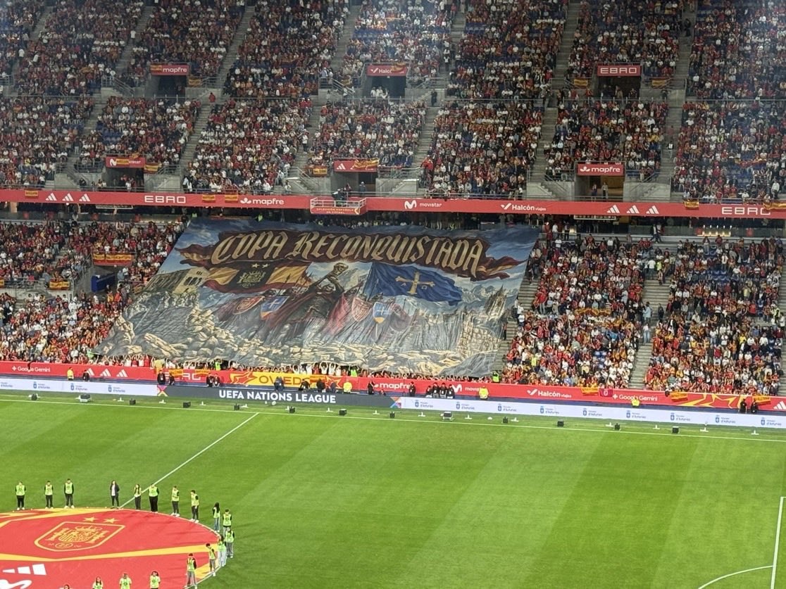 Spanish fans Reconquista banner Spanish fans Reconquista banner