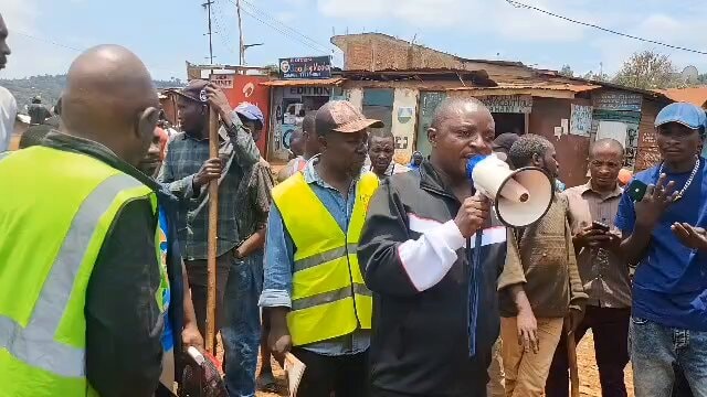 Me Léon Bahaya speaks in Bukavu