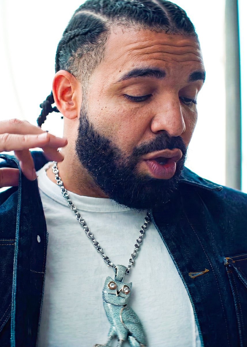 Drake Spotify #1 ranking (photo 1 of 2)