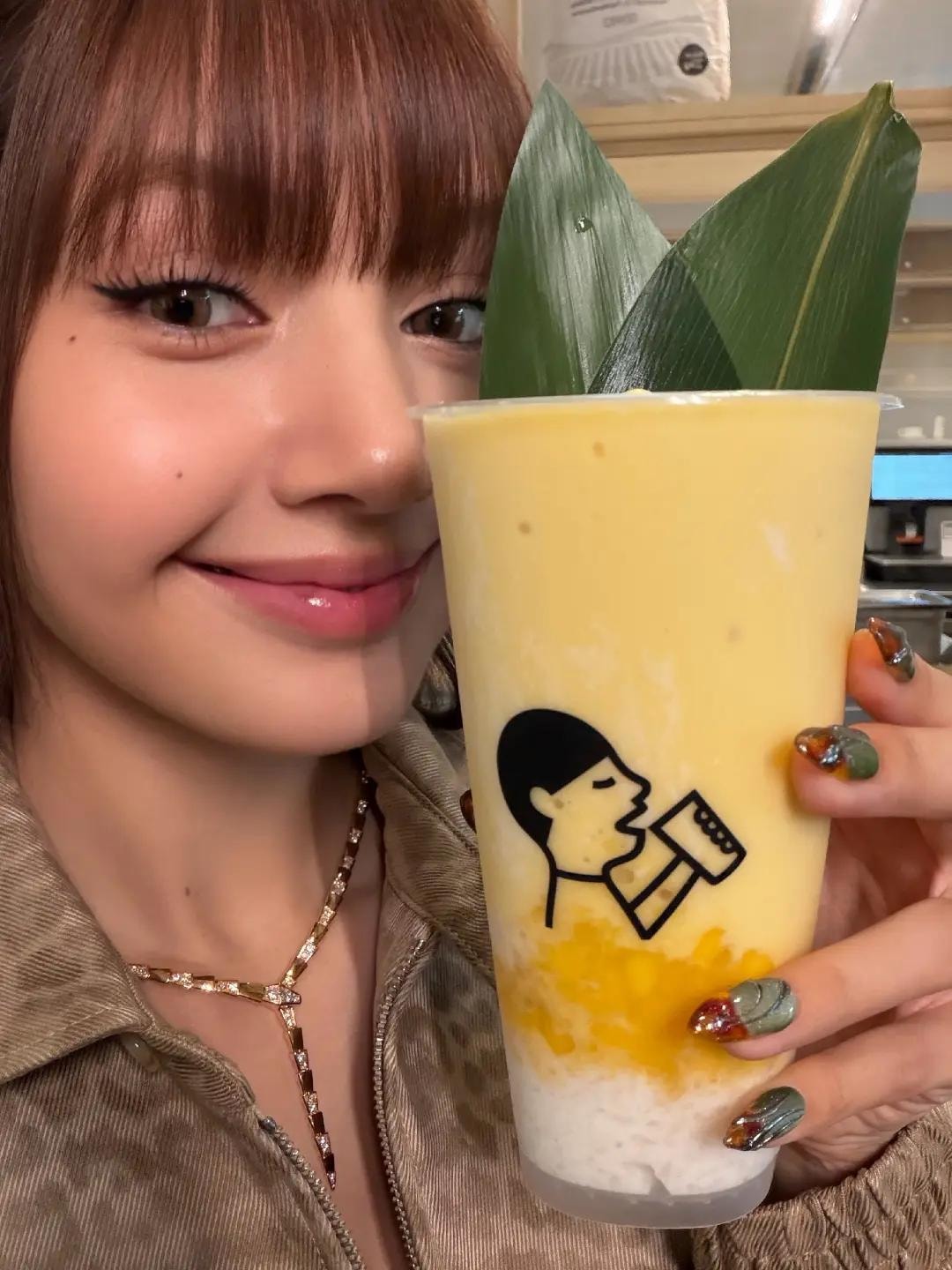 Heytea Mango sticky rice Thailand (photo 2 of 4)