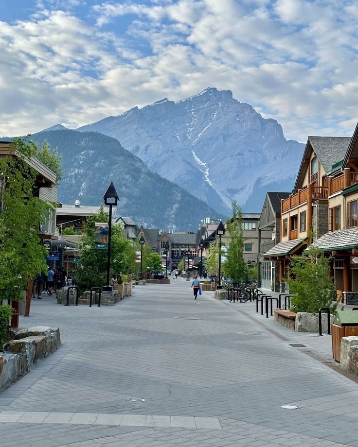 Banff street scene (photo 3 of 4)