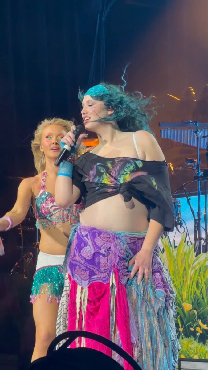 Zara Larsson Eli Crush LA night 1