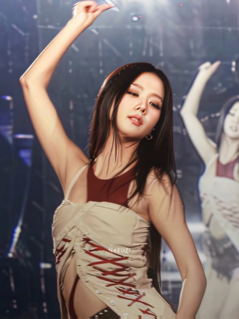 Jisoo Blackpink World Tour edit