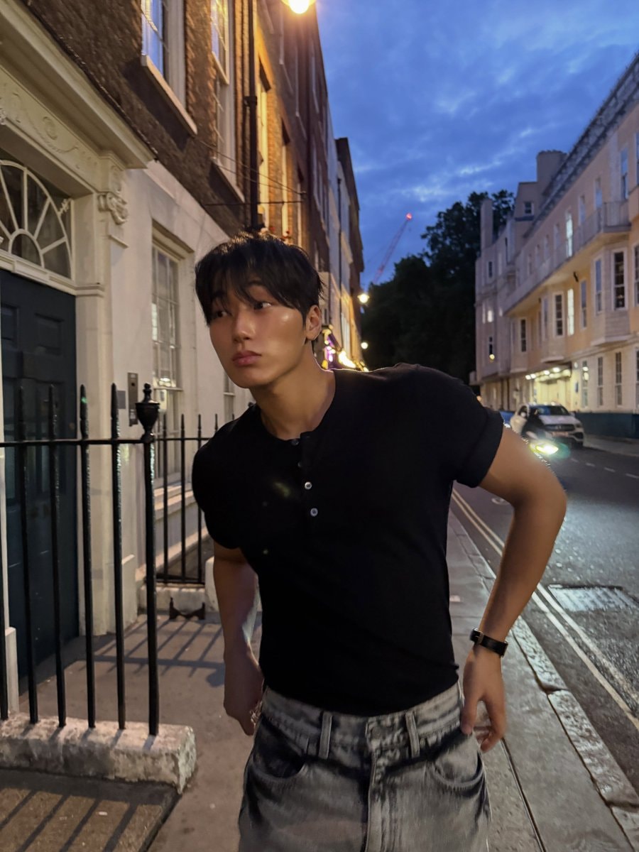 San ATEEZ birthday 🎂 (photo 2 of 2)