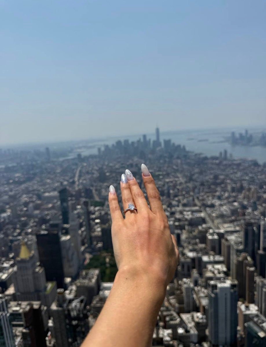 Angela Nikolau engagement ring Empire State Building (photo 1 of 2)