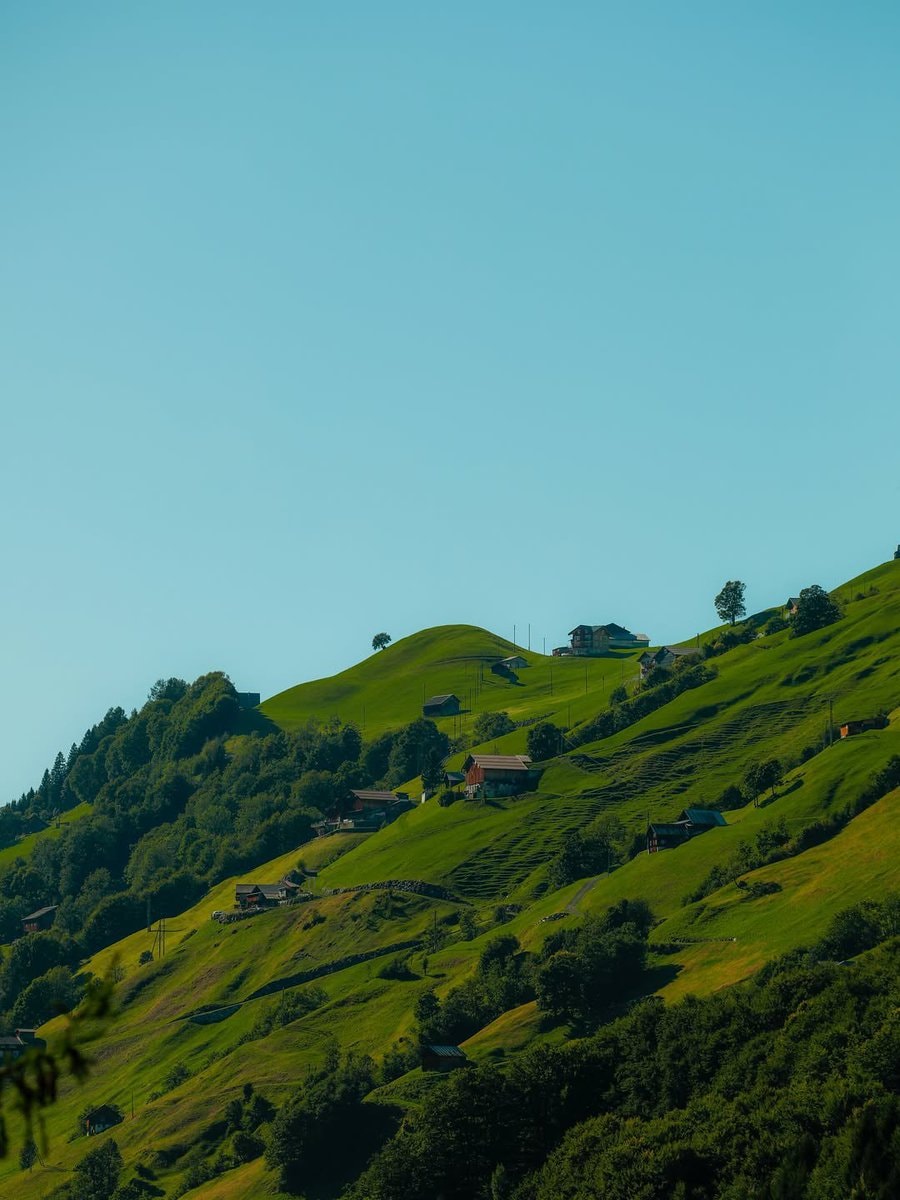 Switzerland (photo 3 of 4)