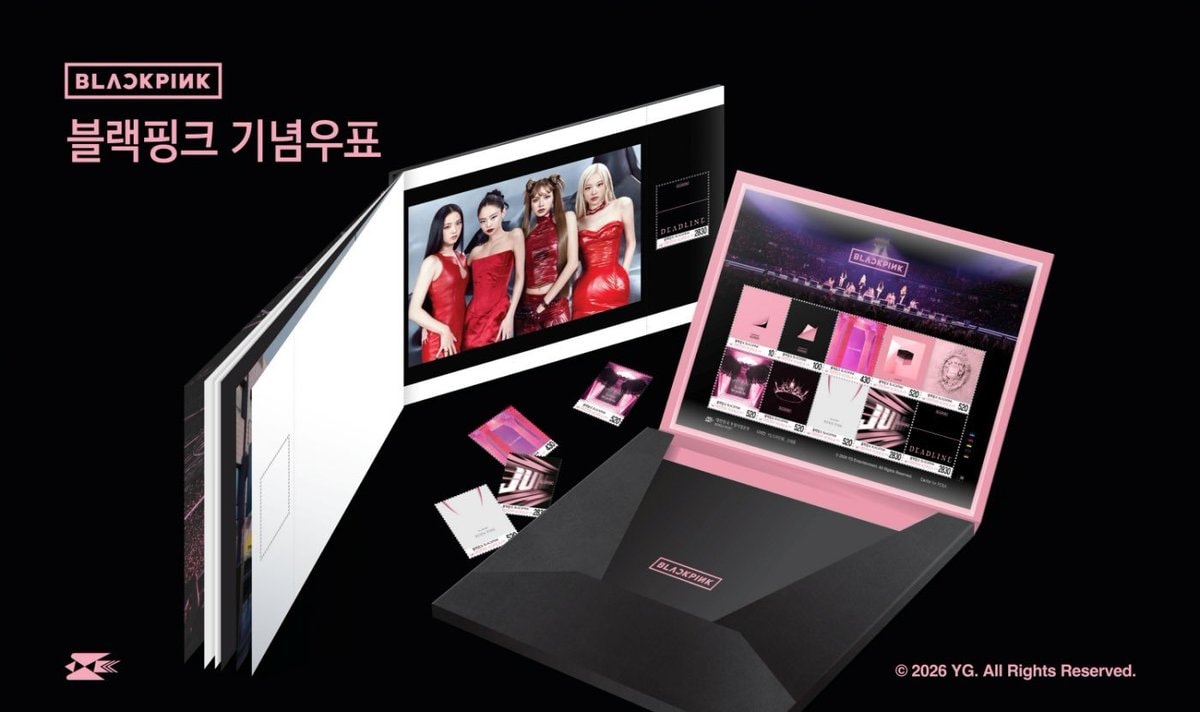 BLACKPINKs commemorative postage stamps (photo 2 of 2)